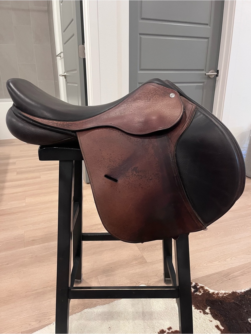 17” Custom Saddlery Monte Carlo